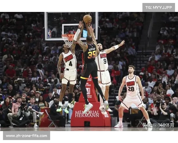 杰伦布朗一手握大量毛发照片引发网友热议剪发剃须背后故事