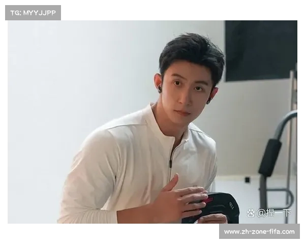 阿德托昆博Ins分享神秘照片留悬念并配古怪表情引发猜测